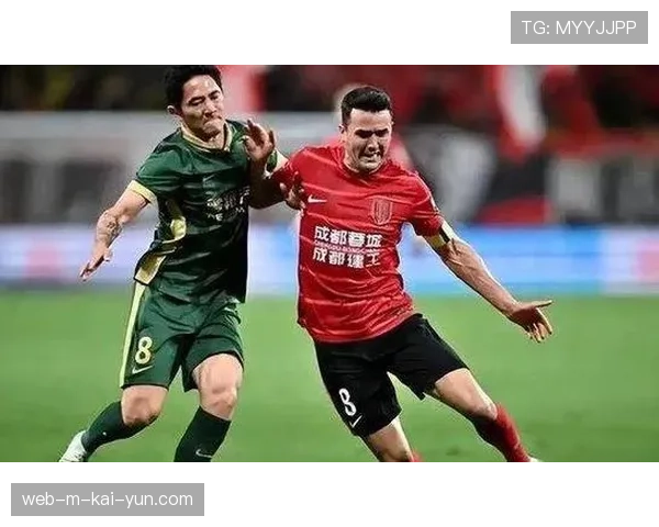 新鹏城周定洋经验丰富，但中场拦截体系难以应对高强度压迫